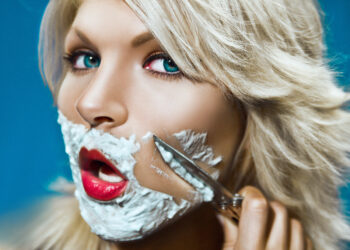 Что будет с лицом женщины, которая станет регулярно бриться