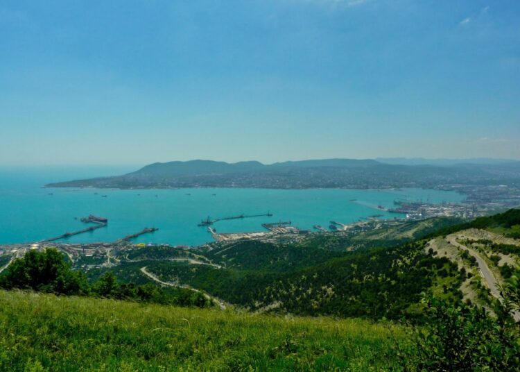 Почему Цемесскую бухту называют самым опасным и гиблым местом Черного моря