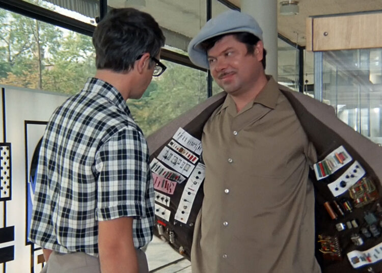 Продавали из-под полы, даже несмотря на риск расстрела: самый популярный дефицит в СССР