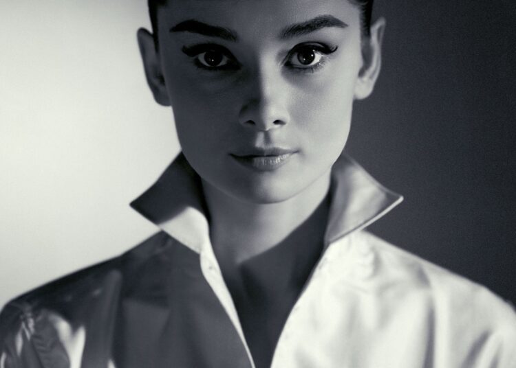 Почему Одри Хепберн считается иконой стиля. Фото