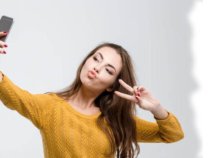 Женщина фотографировала «пятую точку» для любовника, но стала всеобщим посмешищем