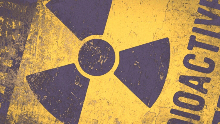 Как мальчик угробил всю семью, принеся в дом радиоактивную капсулу