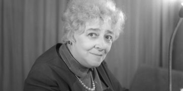 Почему жизнь великой Фаины Раневской была полна страданий