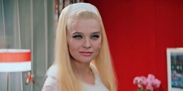 8 актрис, которым пришлось обнажаться в фильмах Гайдая. Фото