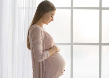 Может ли женщина одновременно забеременеть от двух разных мужчин