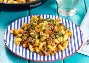 Почему в советских столовых были запрещены макароны по-флотски