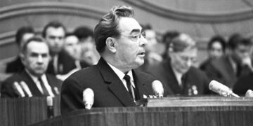 Почему говорят, что Виктория Брежнева проспала смерть генсека