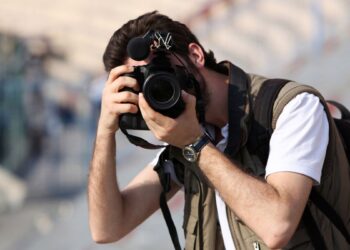 Мужчина снимал свою беременную жену, но в кадр попало невероятное