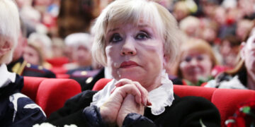 Непростая доля Алентовой: разлука с мужем, измены и смирение