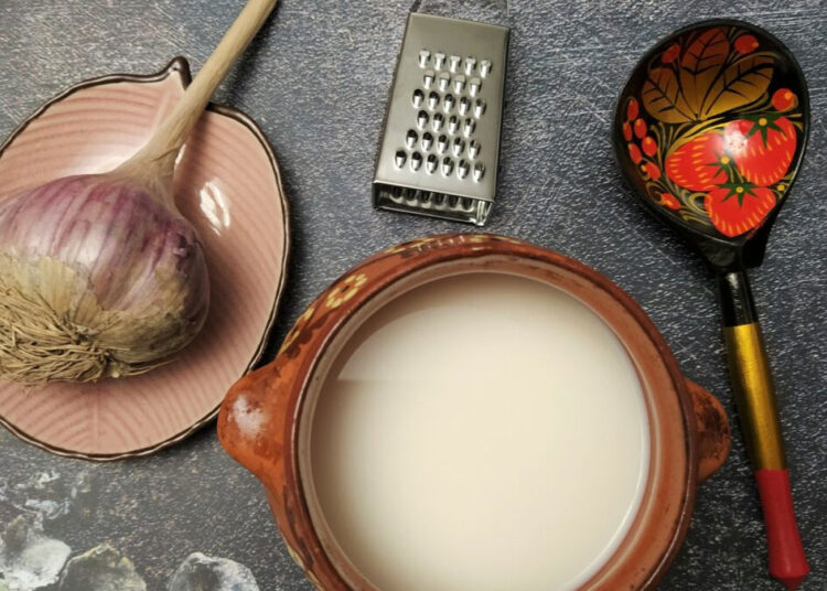 Отварите чеснок в молоке, и вы получите чудо-средство