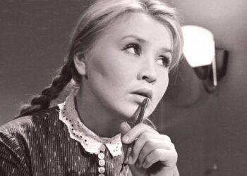 Почему звезду фильма «Приходите завтра» Екатерину Савинову хоронили два раза