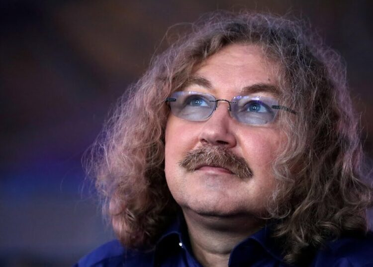 Российские звезды, которые однажды удивили фанатов, набрав не один десяток килограммов