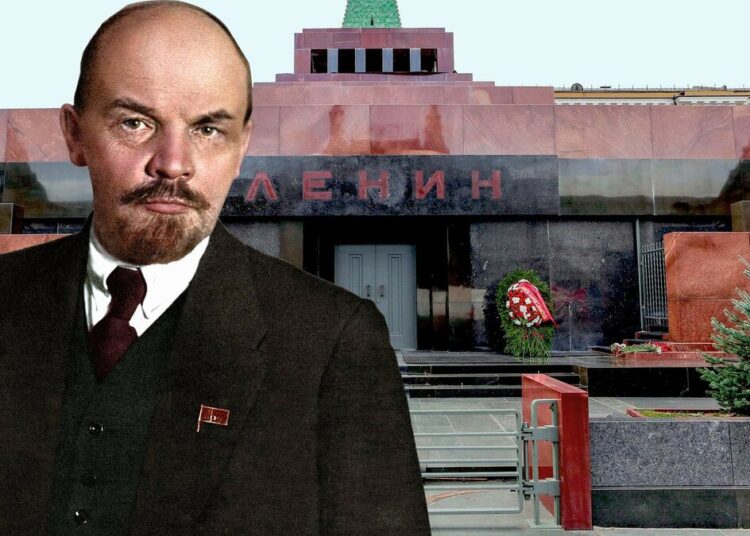 Странный мозг: чему поразились патологоанатомы, обследовавшие Ленина