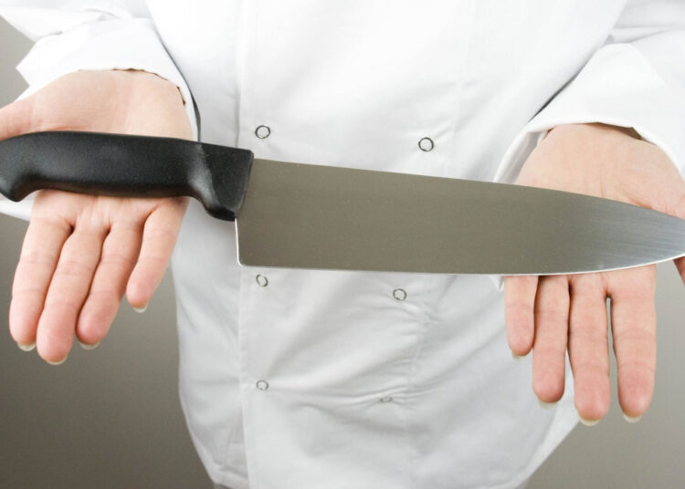 Точим нож газетой: да, так можно