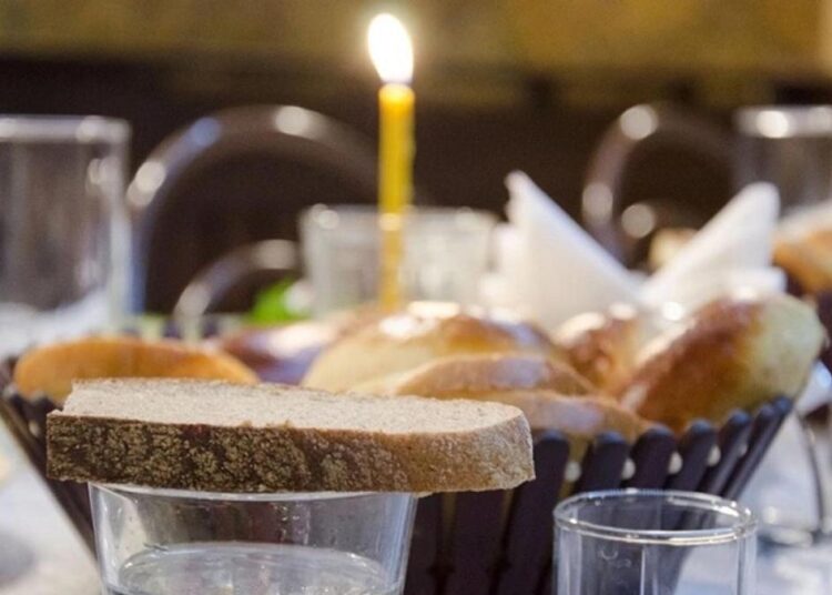 Обида с того света: почему нельзя сдвигать дату поминок