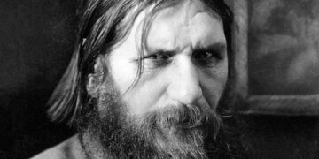 Черный пророк: что Григорий Распутин говорил о будущем России