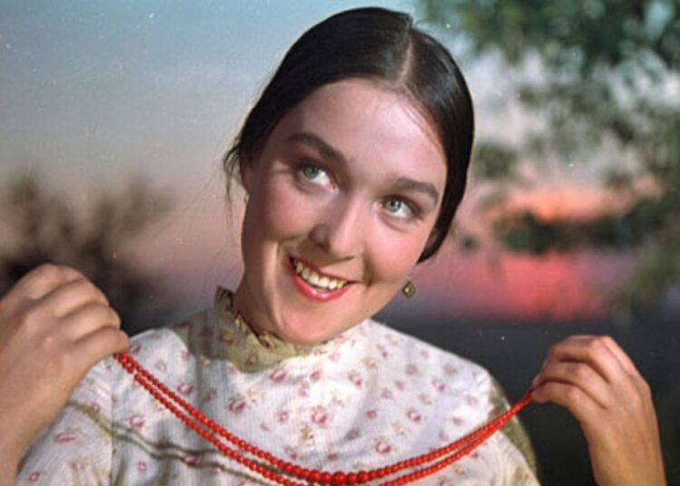 Какой ужасной смертью умерла актриса Александра Завьялова