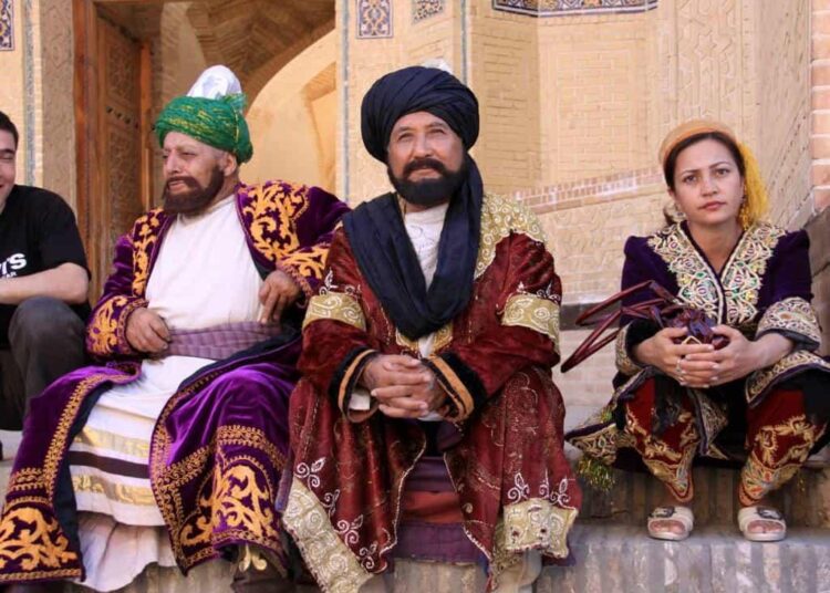 Как узбеки и таджики справляются с ужасной жарой, от которой россияне летом 2023 года уже воют