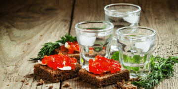 Как водка влияет на артериальное давление: ответ врачей