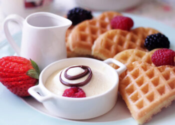 Рекомендации ученых по здоровому завтраку: что ни в коем случае нельзя есть натощак