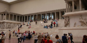 Престол сатаны: что за артефакт скрывала советская власть