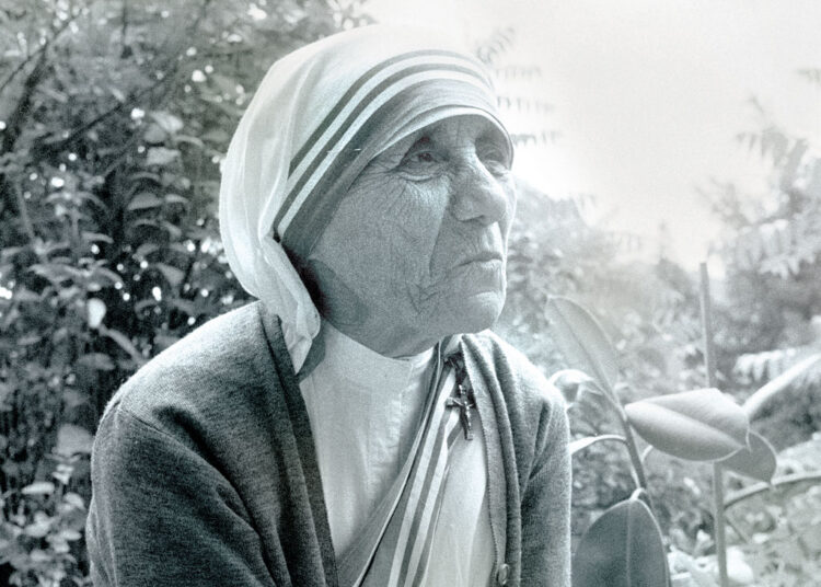 Ангел из ада: почему мать Тереза любила смотреть на страдания людей