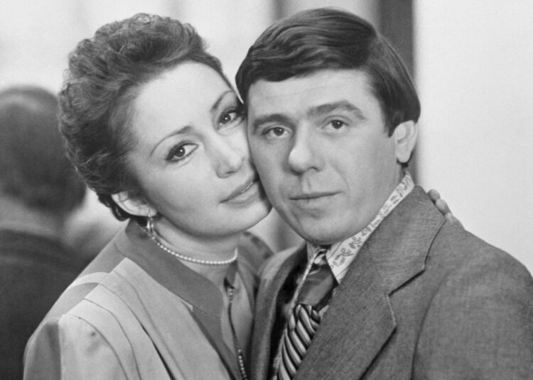 Эксперт объяснил, в каких случаях снятые в банке деньги могут заставить вернуть