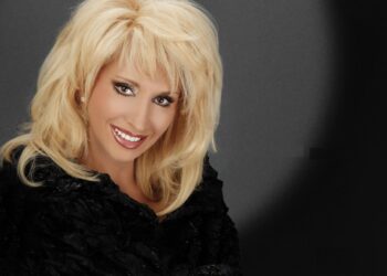 Найдена разгадка: почему Ирина Аллегрова постоянно ходит в парике и как выглядит без него