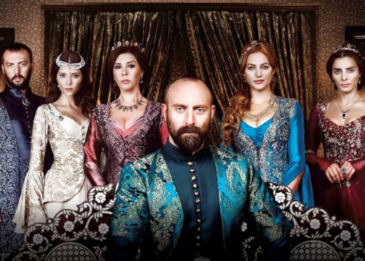 Жены и мужья любимого россиянами сериала «Великолепный век»: кто они