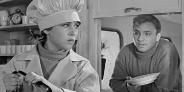 Тайны советского общепита: чем кормили в столовых опытные повара