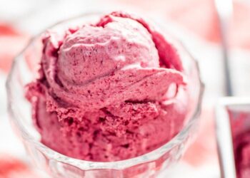 Жир оленя и снег: как готовят «эскимо» на Чукотке