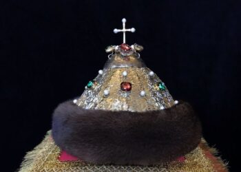 Почему Владимир Мономах ничего не знал о своей знаменитой шапке