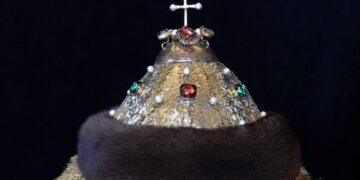 Почему Владимир Мономах ничего не знал о своей знаменитой шапке