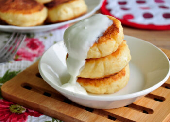 Почему сырники, в которых и сыра-то нет, называются не твороженниками