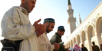 Бытовая магия: какими предметами наши предки отгоняли нечисть