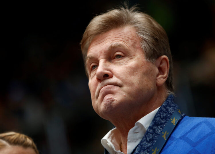 Лев Лещенко пожаловался на мизерную пенсию