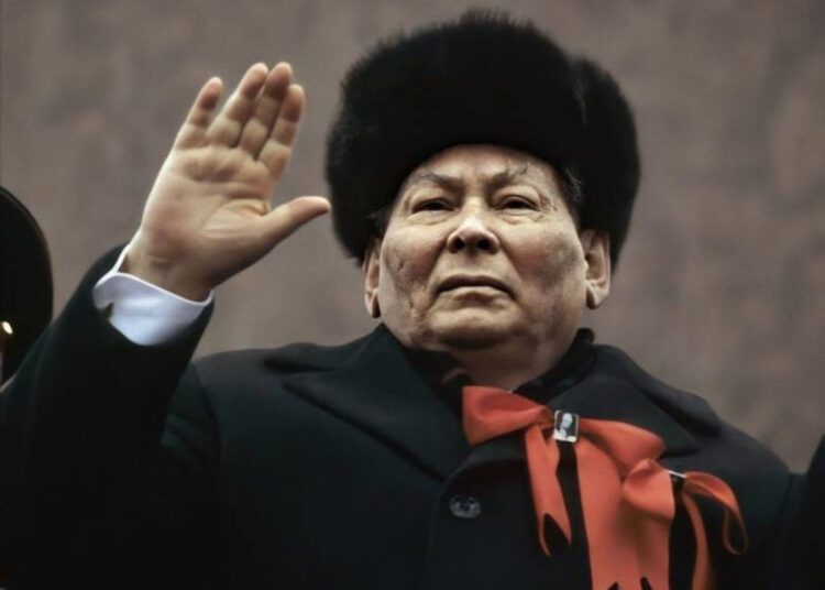 Загадочный Черненко: раскрыты документы о лидере СССР, который правил меньше всех