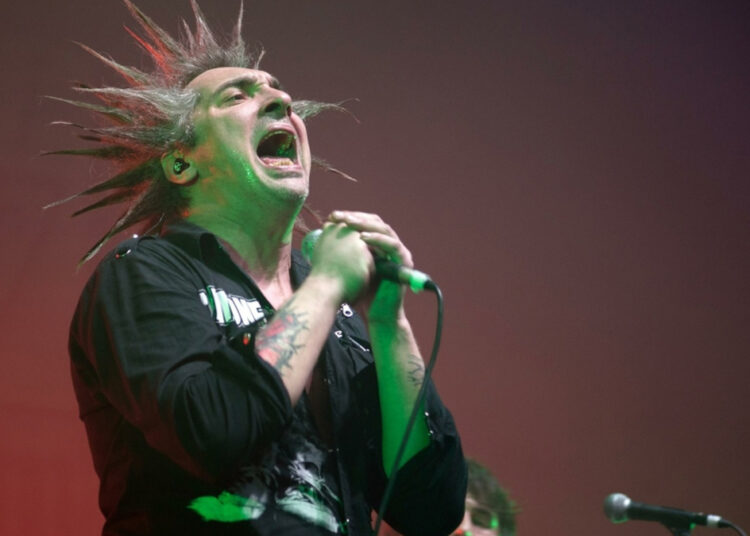 Как жена Горшка «раздирала лицо до мяса»: роковая любовь рокера