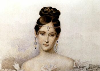 Как проклятые серьги жены Пушкина погубили Раису Горбачеву