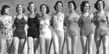 Красотки-актрисы на советских пляжах. Подборка редких ретро-фото