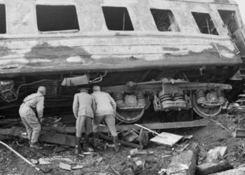 Люди полыхали как спички: самая страшная ж/д-катастрофа в истории России