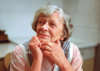 Как выглядела молодая Татьяна Пельтцер, которую мы привыкли видеть бабушкой