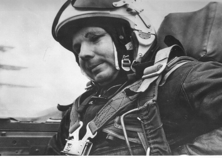 Разбился вместе с Юрием Гагариным: что известно о летчике Владимире Серегине