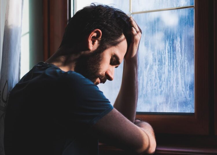 Мужчина случайно услышал разговор жены с подругой. Речь не шла об измене, но он подал на развод