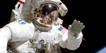 Чем советские космонавты удивляли коллег из США